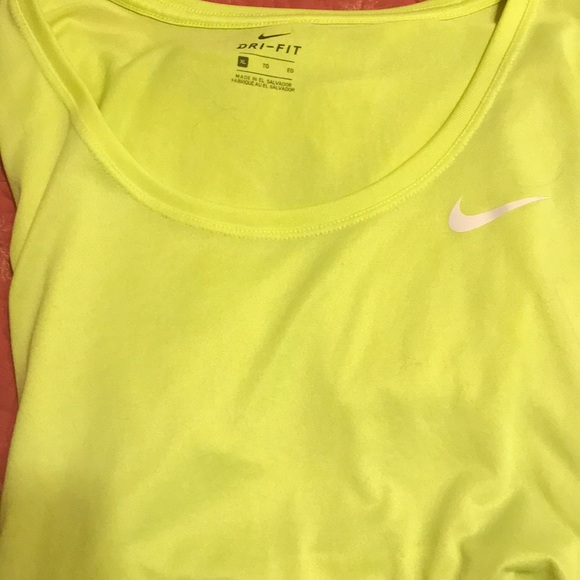 Nike Tops - Nike T-shirt